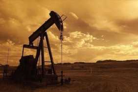 yukselen-petrol-fiyatlari-abdde-benzin-fiyatlarini-zorluyor-MaHEyJaI.jpg