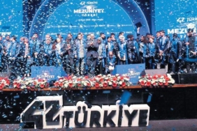 42-turkiye-gelecegin-teknoloji-liderleri-hizla-geliyor-QLeMVBJO.jpg