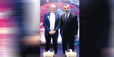 5g-teknolojisiyle-sanati-bulusturdu-dijital-yaraticiligin-yeni-ufku-3a3L14fm.jpg
