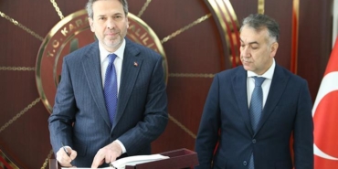 bakan-bayraktan-milli-enerji-vurgusu-savasin-onemi-bir-kez-daha-goruntulendi-etCzIhPc.jpg