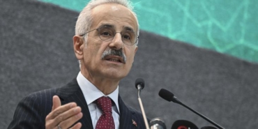 bakan-uraloglu-hurmuz-bogazindaki-turk-gemileriyle-ilgili-yeni-aciklama-HdDZNSwG.jpg