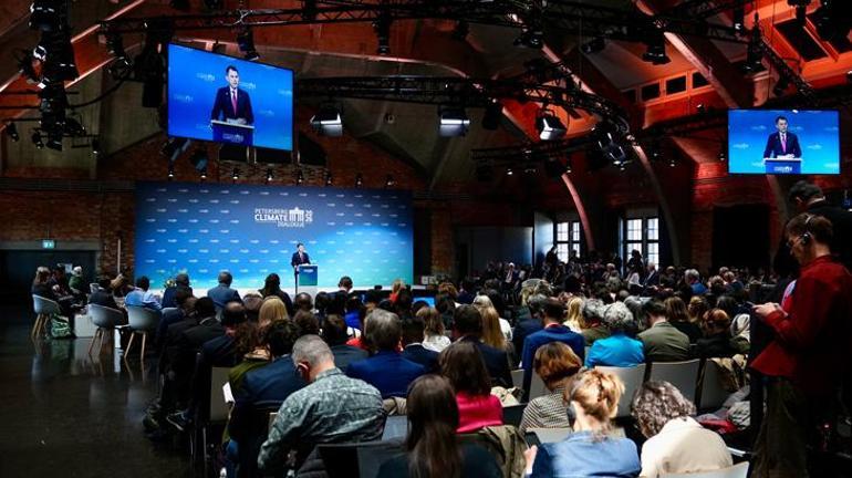 COP31 Başkanı Kurum, Berlin’de 40’tan Fazla Ülkenin İklim Bakanlarına Hitap Etti