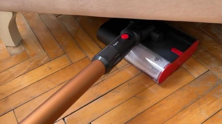 Dyson PencilWash İnceleme: Yaratıcı Temizlikte Devrimsel Bir Dokunuş