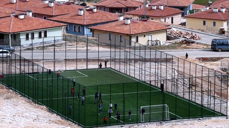 Milli maç öncesi Zey Köyünden Anlamlı Paylaşım: Bakan Kurum'dan Vefa Dolu Mesaj
