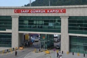 sarp-sinir-kapisindan-1-milyona-yakin-yolcu-gecti-TVDTe75n.jpg