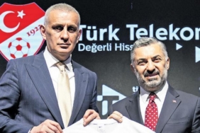 turk-futbolu-icin-destege-devam-AGLebXX5.jpg