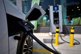 turkiyede-satilan-otomobillerin-yari-elektrikli-ve-hibritlerden-olusmasi-u7ZOPhTU.jpg