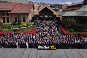 vakifbank-72-yasinda-geleneksel-kredinin-yeni-yuzu-ve-finansal-donusum-C44NAMm2.jpg