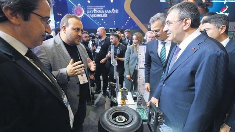 Ay Yıldızlı Eurofighter'ın Görseliyle Türk Uzayında Yeni Savaş Simülasyonu