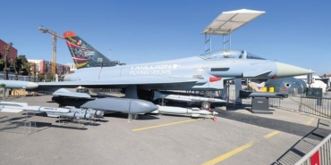 ay-yildizli-eurofighterin-gorseliyle-turk-uzayinda-yeni-savas-simulasyonu-rD4dGJqm.jpg