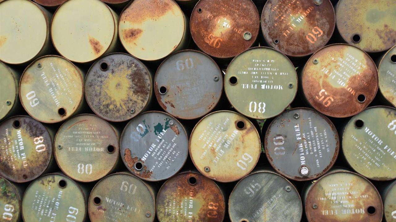 hurmuz-bogazi-acildi-petrol-fiyatlarindaki-dususun-eskiye-donusle-iliskisi-nasil-sekillenir-sCHRMzYz.jpg