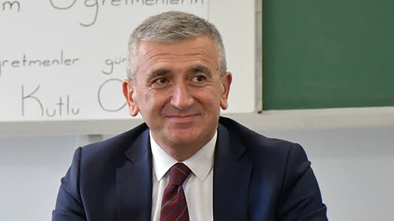 akcakoca-belediye-baskani-fikret-albayrak-yeniden-tutuklandi-guncel-haber-c9pWkFAL.jpg