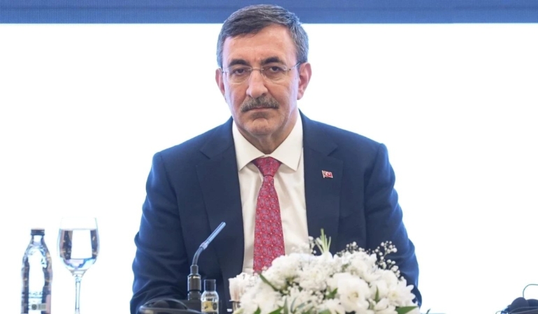 cumhurbaskanligina-cevdet-yilmaz-vekalet-edecek-yeni-gorev-haberi-WewpWPtj.jpg