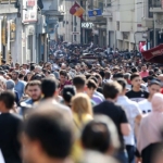 dunya-nufus-raporu-yayimlandi-turkiye-icin-dikkat-ceken-gercekler-iYauYYt2.jpg