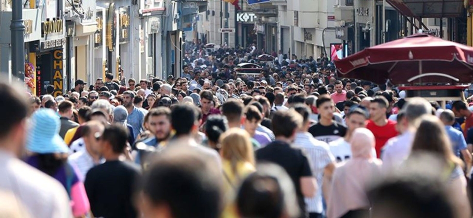 dunya-nufus-raporu-yayimlandi-turkiye-icin-dikkat-ceken-gercekler-iYauYYt2.jpg