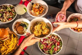 fast-food-sirketlerinde-kriz-buyuyor-yuzlerce-restoran-kepenk-kapatti-jm5PHDDW.jpg