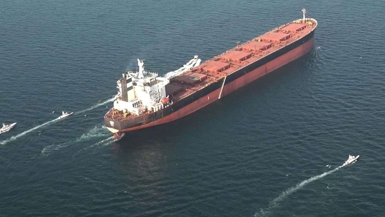 iran-hurmuz-asla-abdnin-saldirilariyla-acilmayacak-n2bKdA4X.jpg