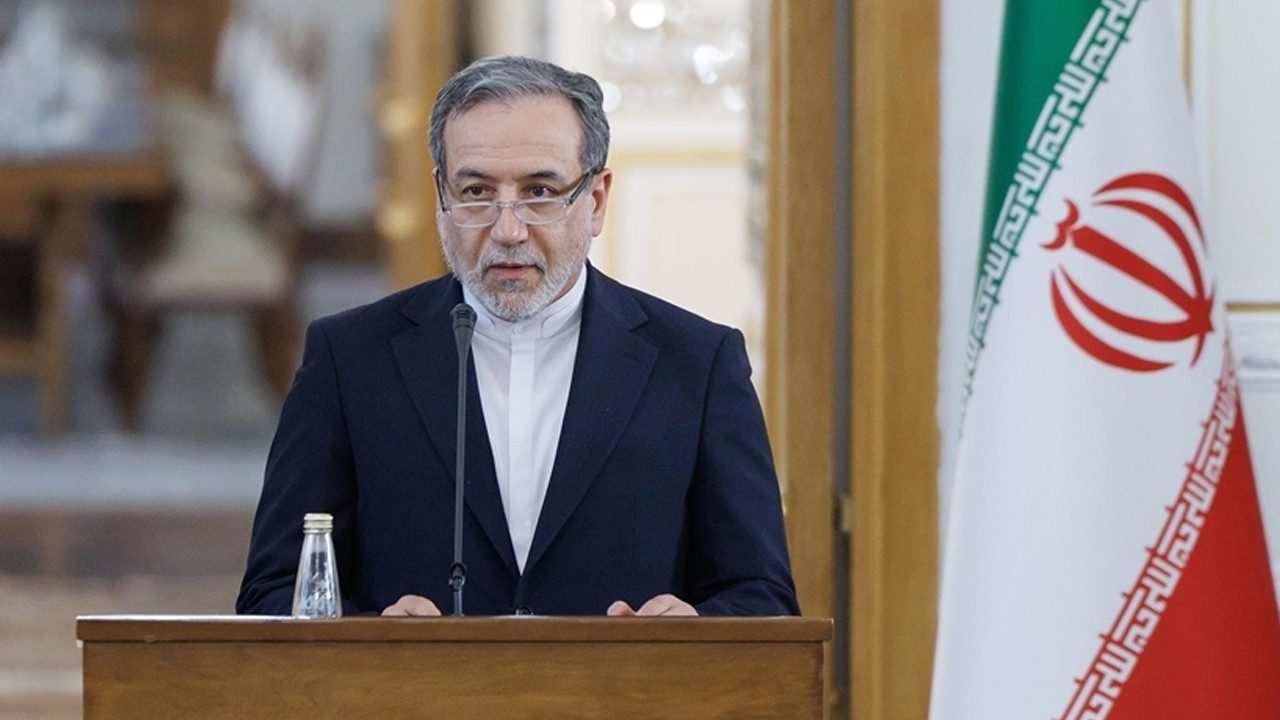 iran-tehdit-altinda-nihai-anlasma-muzakeresinin-olmayacagi-uyarisi-Hyymuepx.jpg