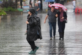 meteoroloji-saat-verdi-istanbul-ve-trakya-icin-kuvvetli-yagis-uyarisi-yQvp2VbN.jpg