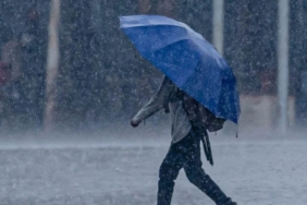 meteoroloji-uyarisi-kuvvetli-saganak-ve-sert-ruzgar-etkili-olacak-JcIwpNc4.jpg