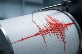 son-dakika-antalya-kas-aciklarinda-deprem-YVfErVPE.jpg